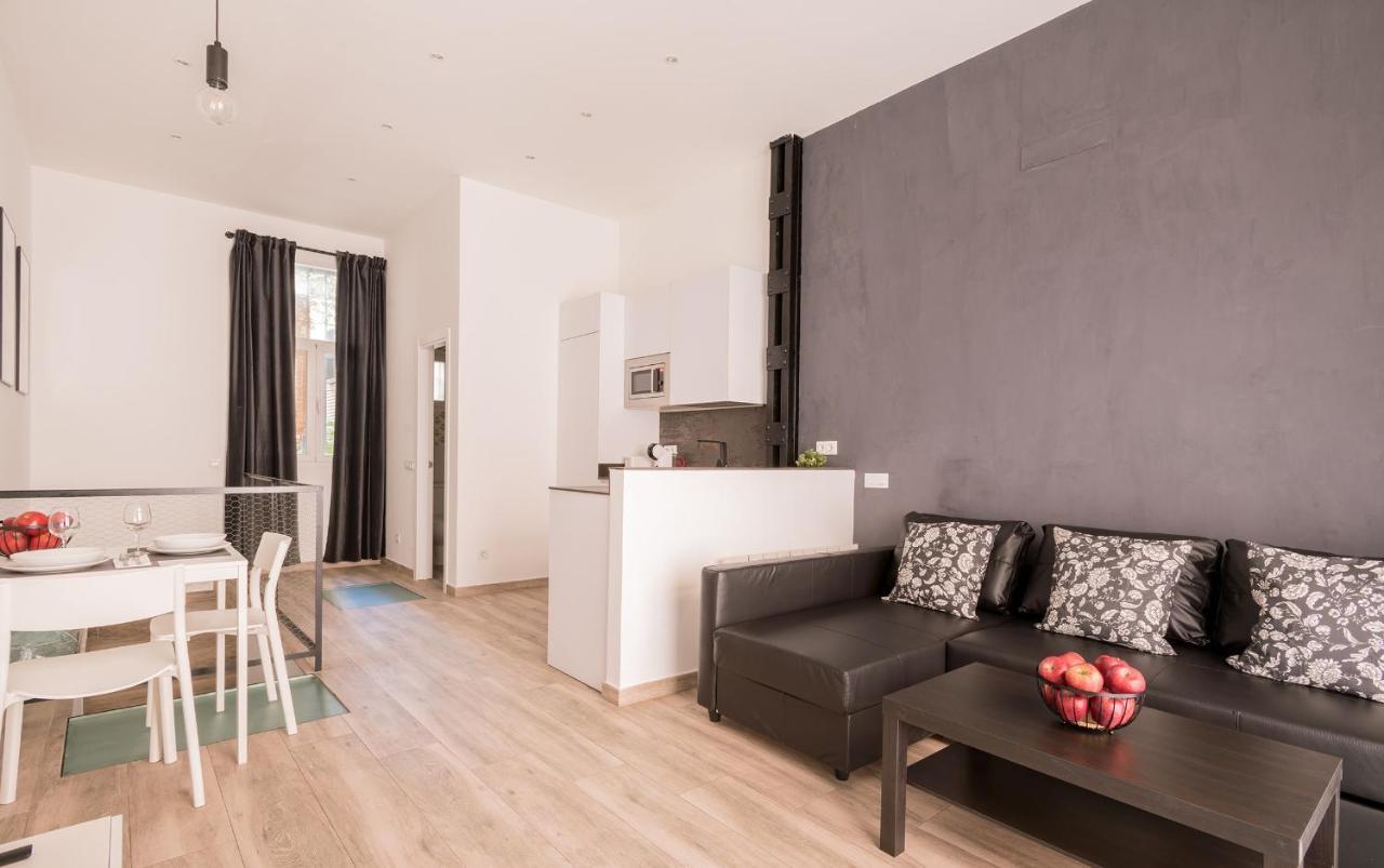 Duplex B1 Arrendamiento De Temporada Apartment Madrid Bagian luar foto