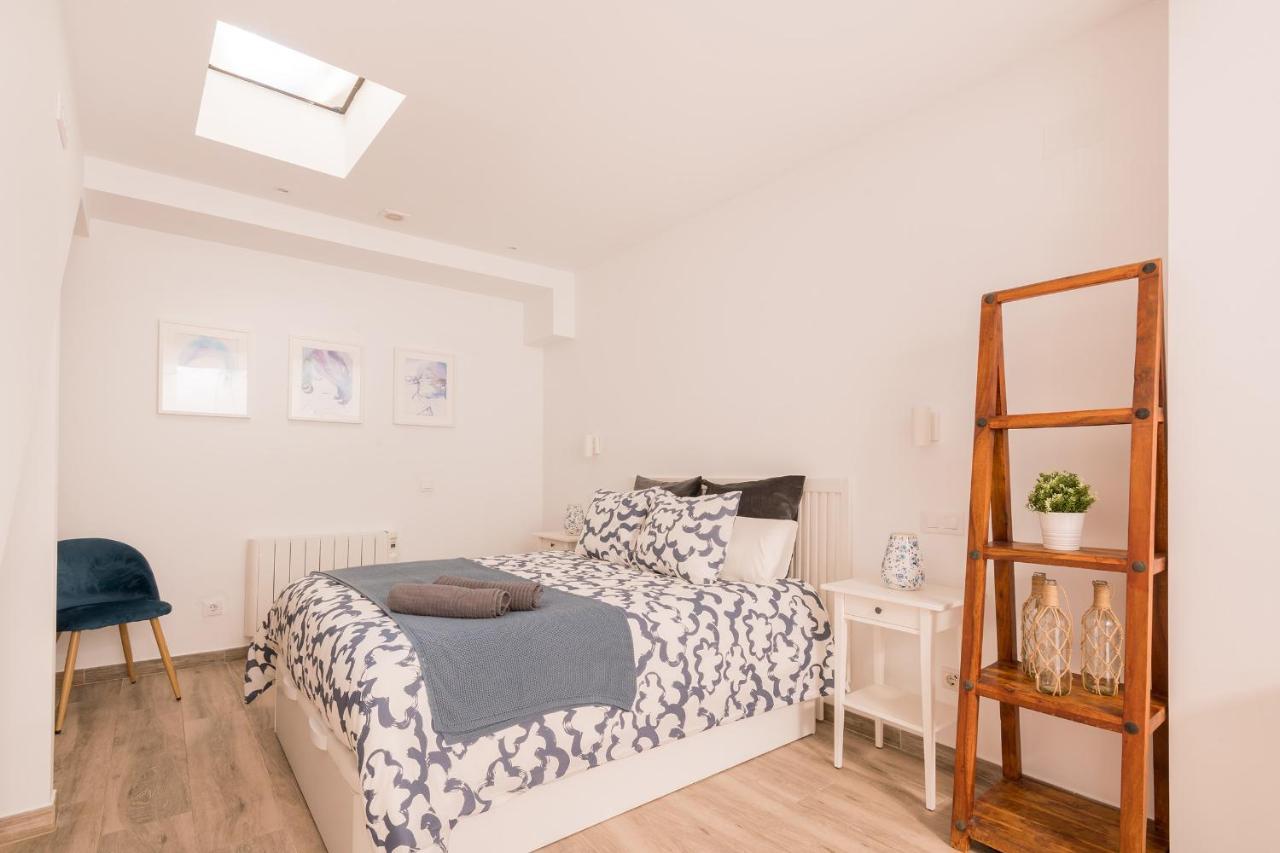 Duplex B1 Arrendamiento De Temporada Apartment Madrid Bagian luar foto